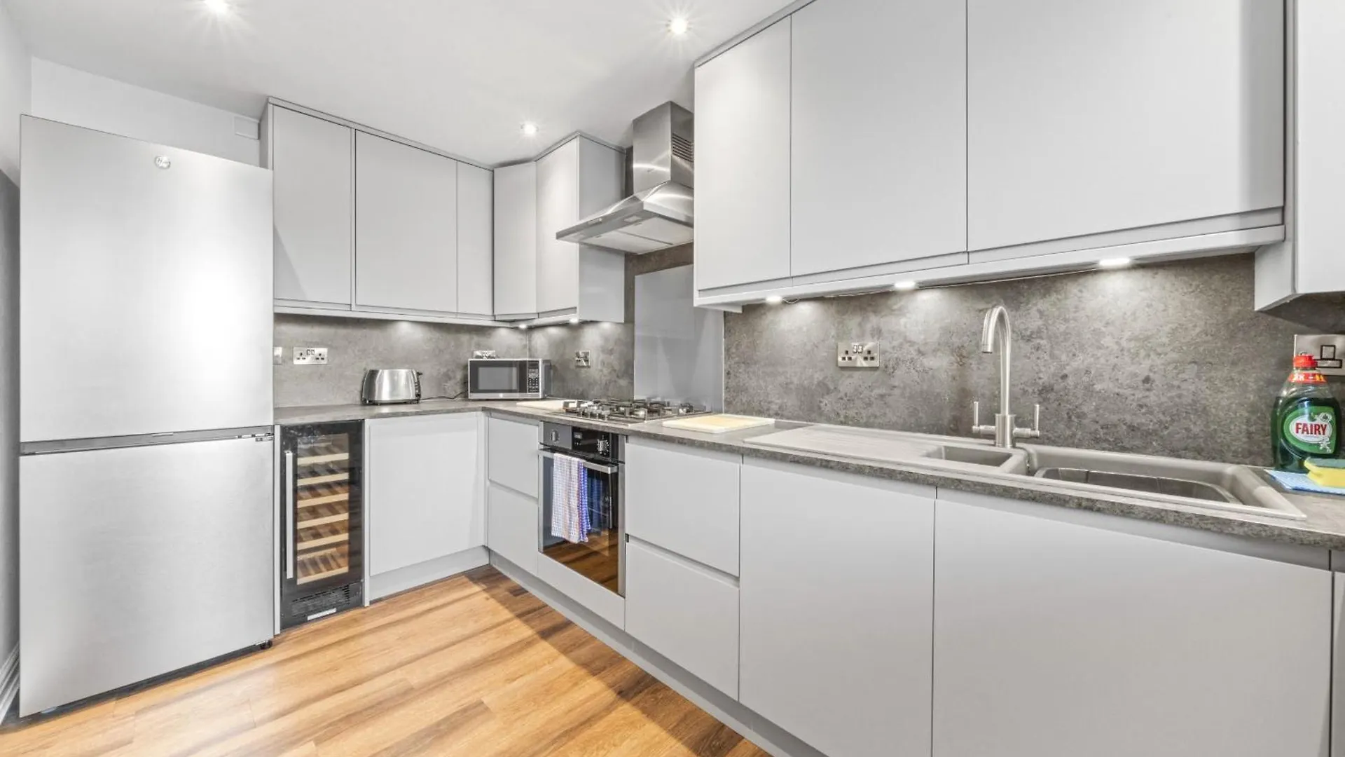 Slateford 2 Bedroom Apartment - Edinburgh