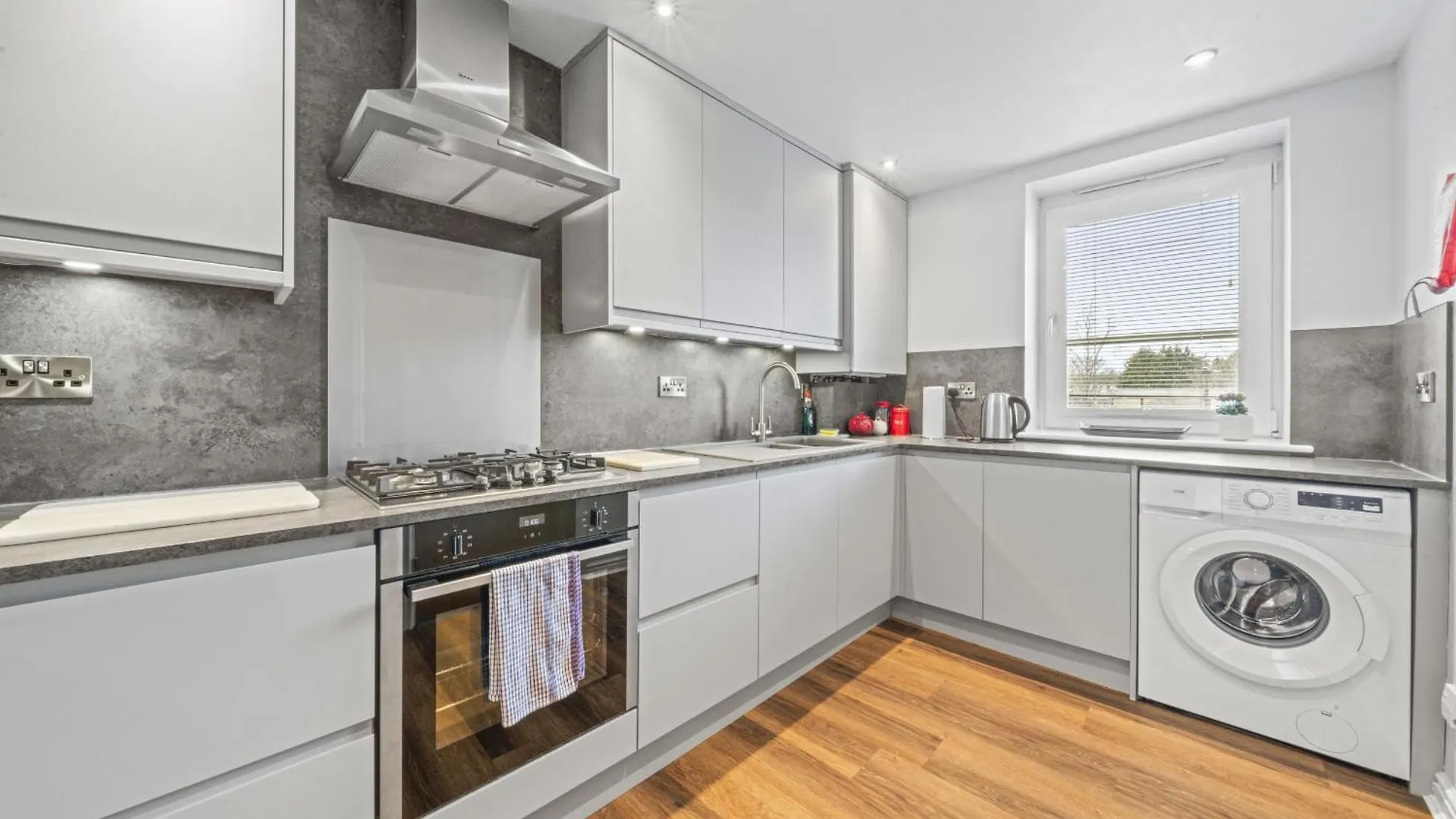 Slateford 2 Bedroom Apartment - Edinburg 0*,  Storbritannien